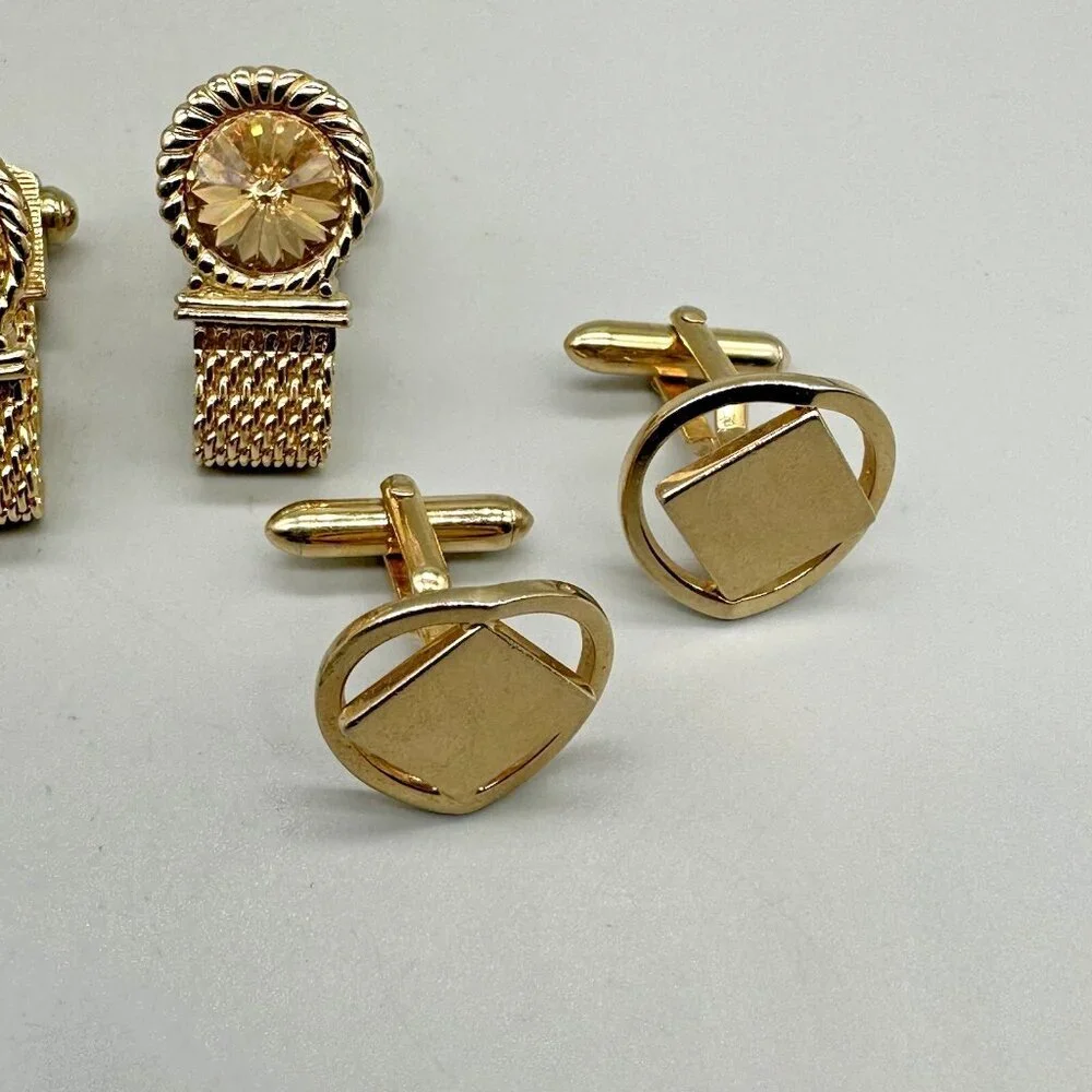 Vintage Swank Men Cufflinks Set of 2 Gold Tone Mesh Rhinestone Modern Square